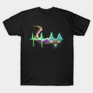 Cat kitten colorful rainbow heartbeat t-shirt T-Shirt